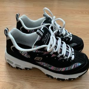 Skechers D’Lites